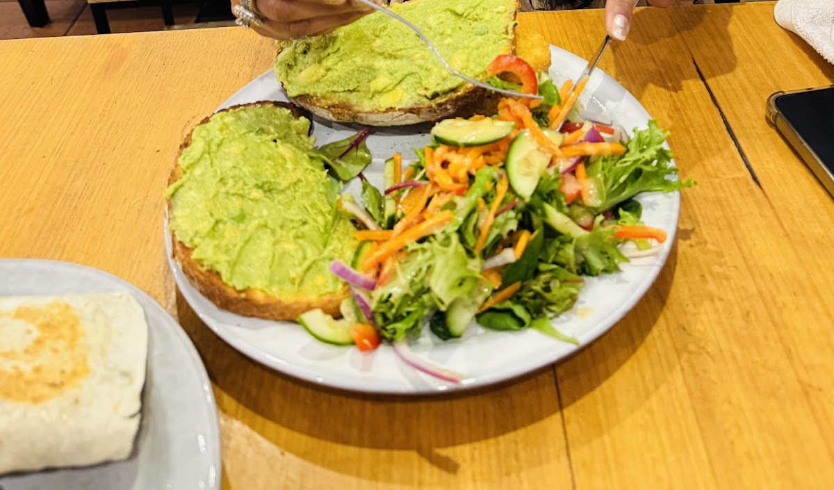 Kaffeine Cafe Photo 3