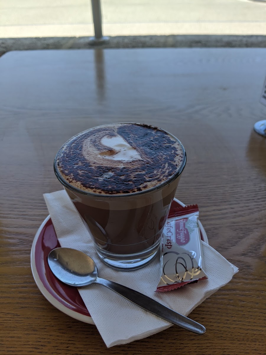 Kaffeine Cafe Photo 6